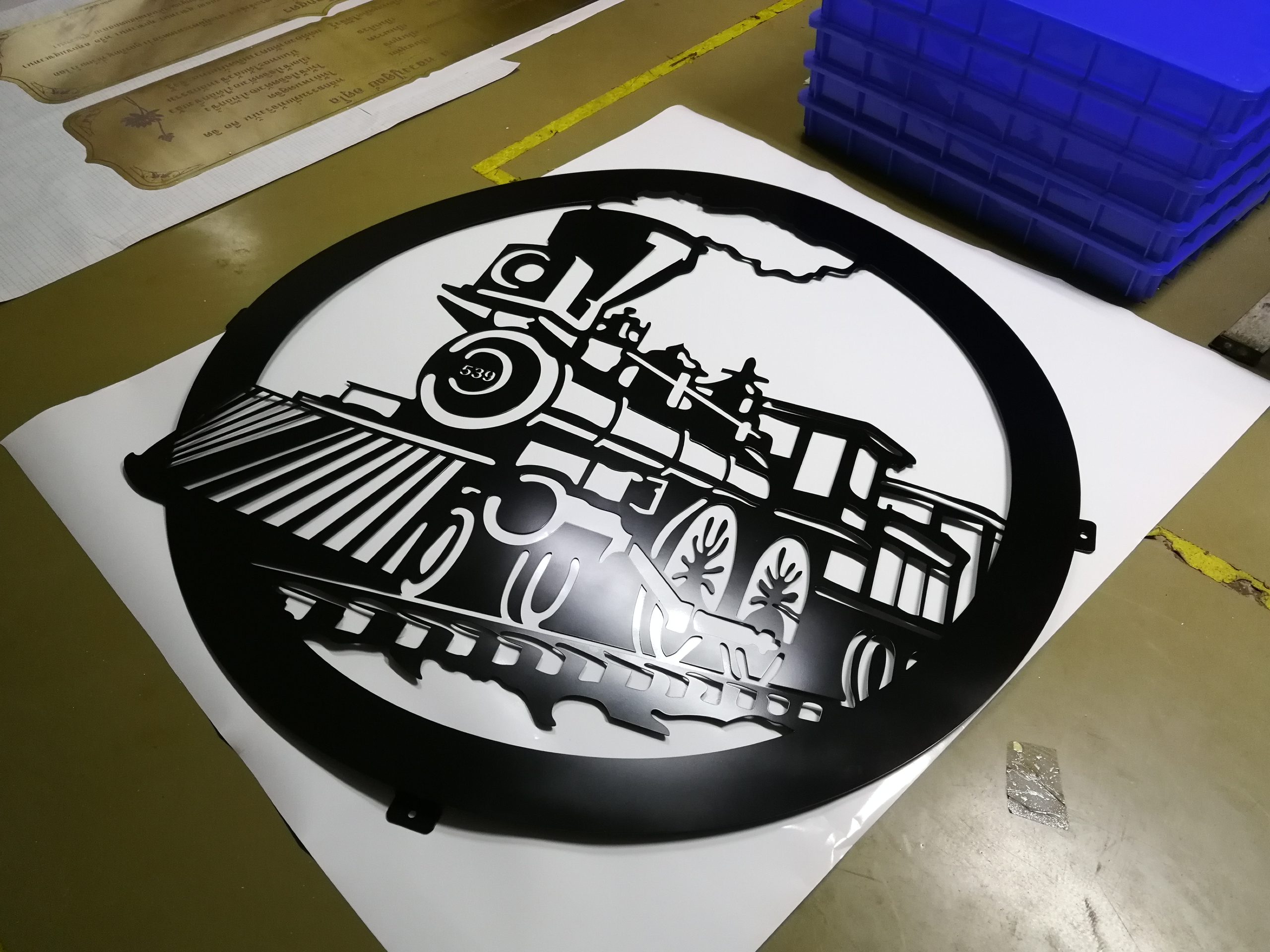 ป้ายฉลุโลโก้ (Logo Cut-Out)