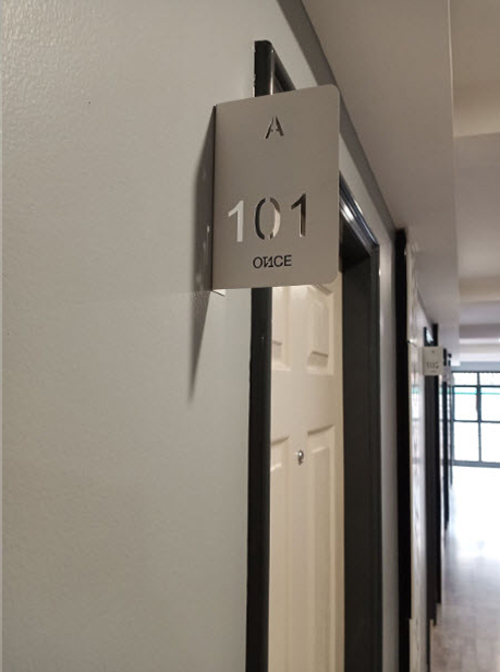 ป้ายฉลุ (Cut-Out Sign)