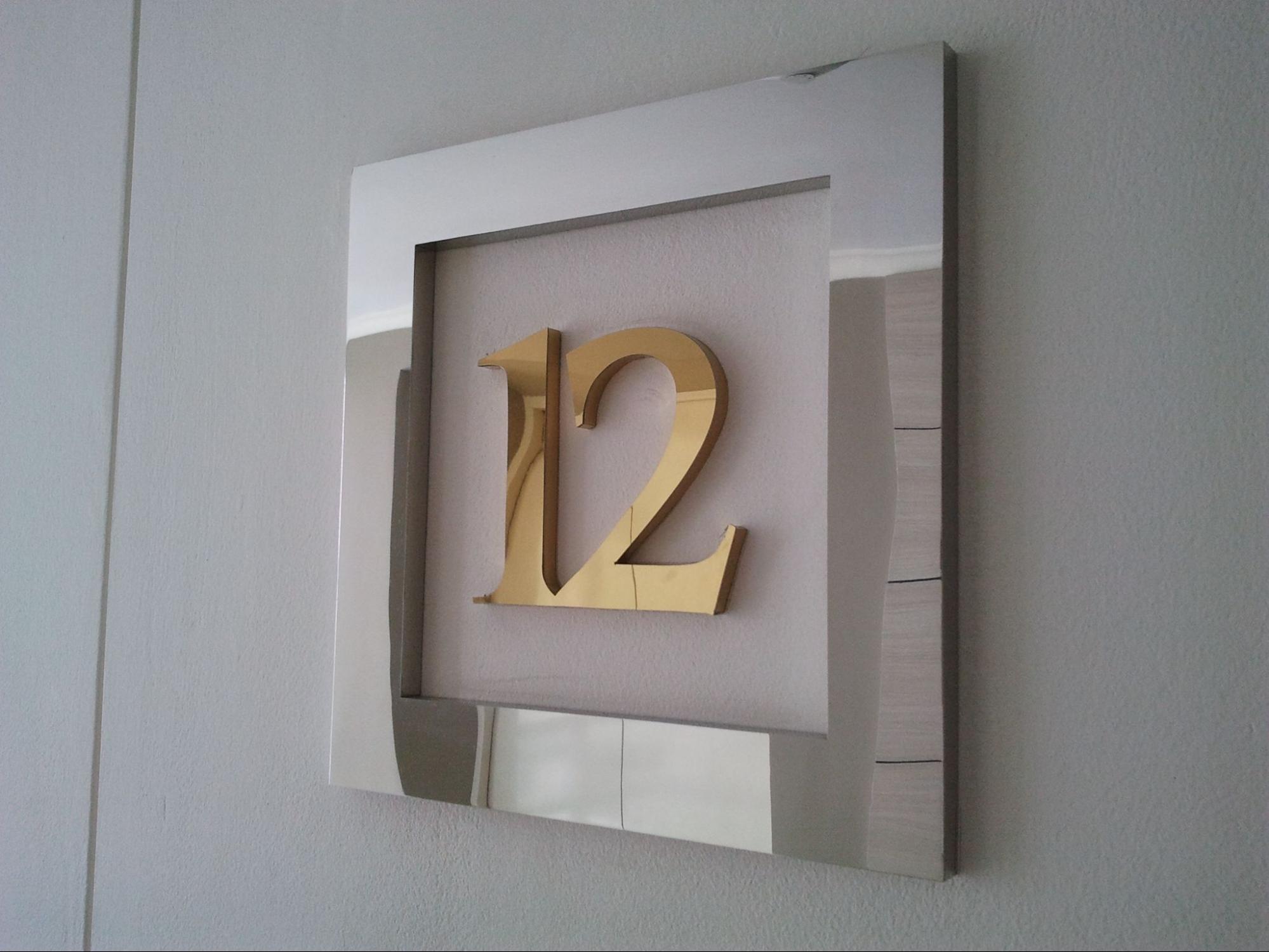 ป้ายคอนโดมิเนียม