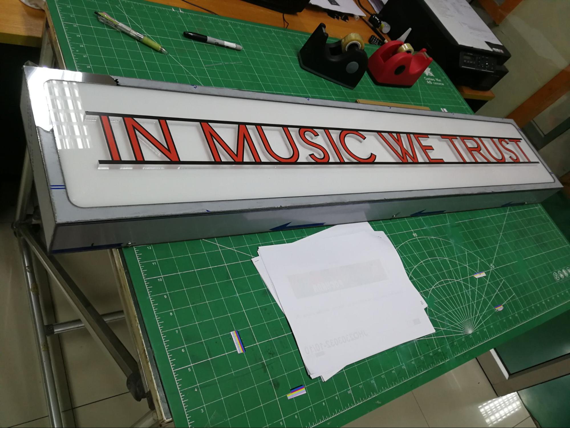 ป้ายร้านอาหาร