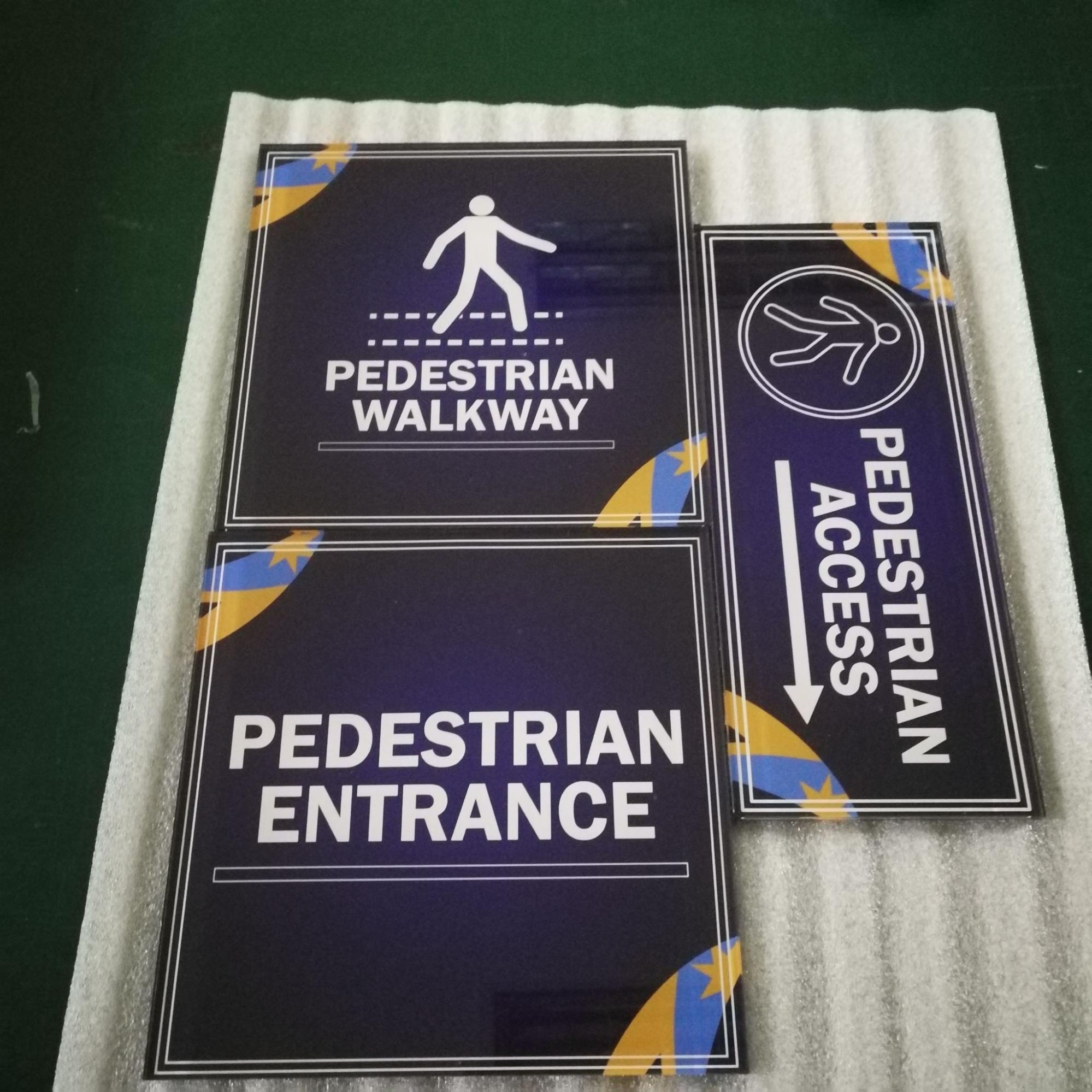 ป้ายพิพิธภัณฑ์ และป้ายสถานศึกษา