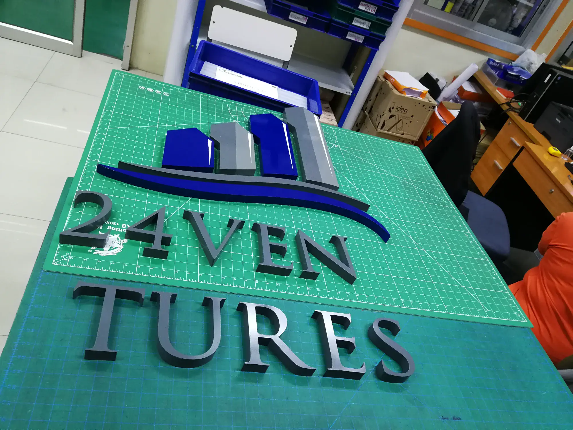 ป้ายบริษัท (Company Sign)