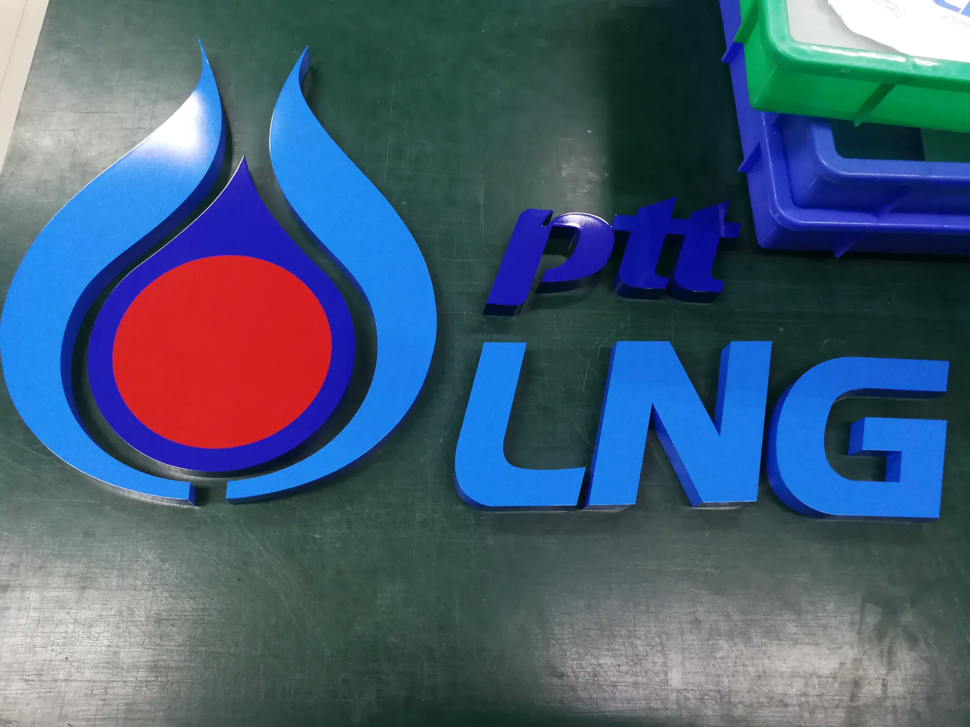 ป้ายโลโก้บริษัท (Company Logo Sign)