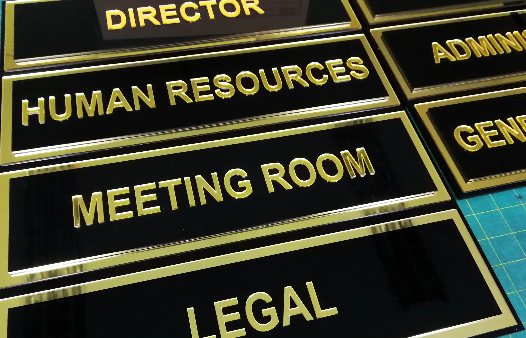 ป้ายภายในอาคาร (Indoor Sign)