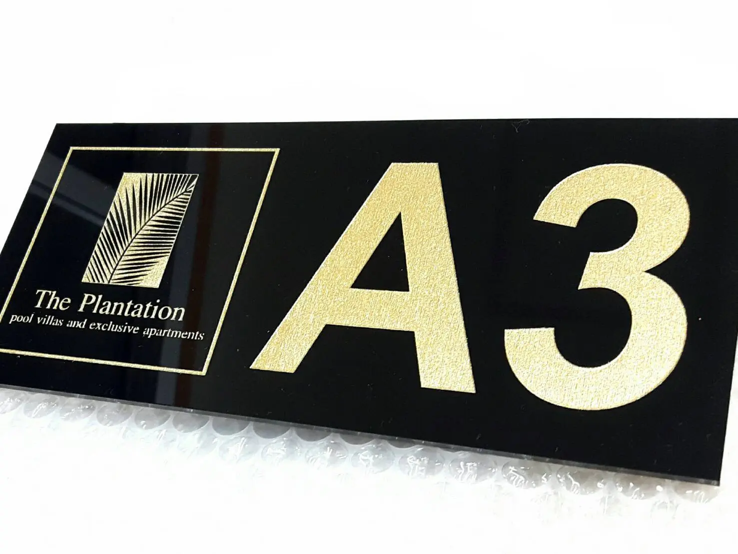 ป้ายคอนโดมิเนียม