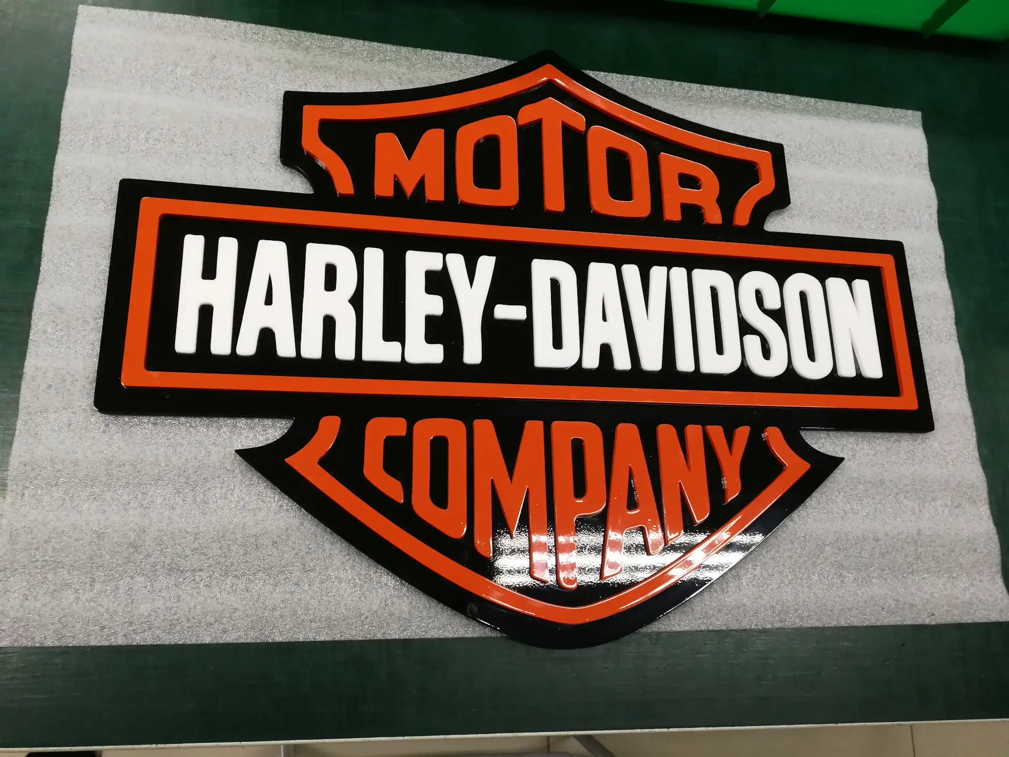 ป้ายโลโก้บริษัท (Company Logo Sign)