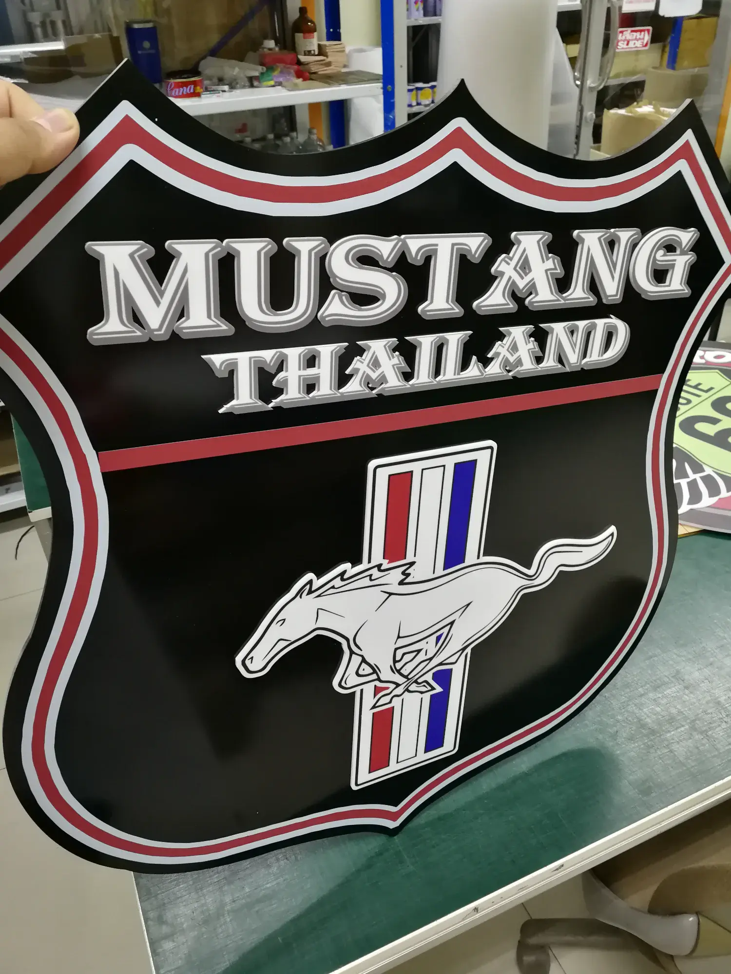 ป้ายโลโก้บริษัท (Company Logo Sign)