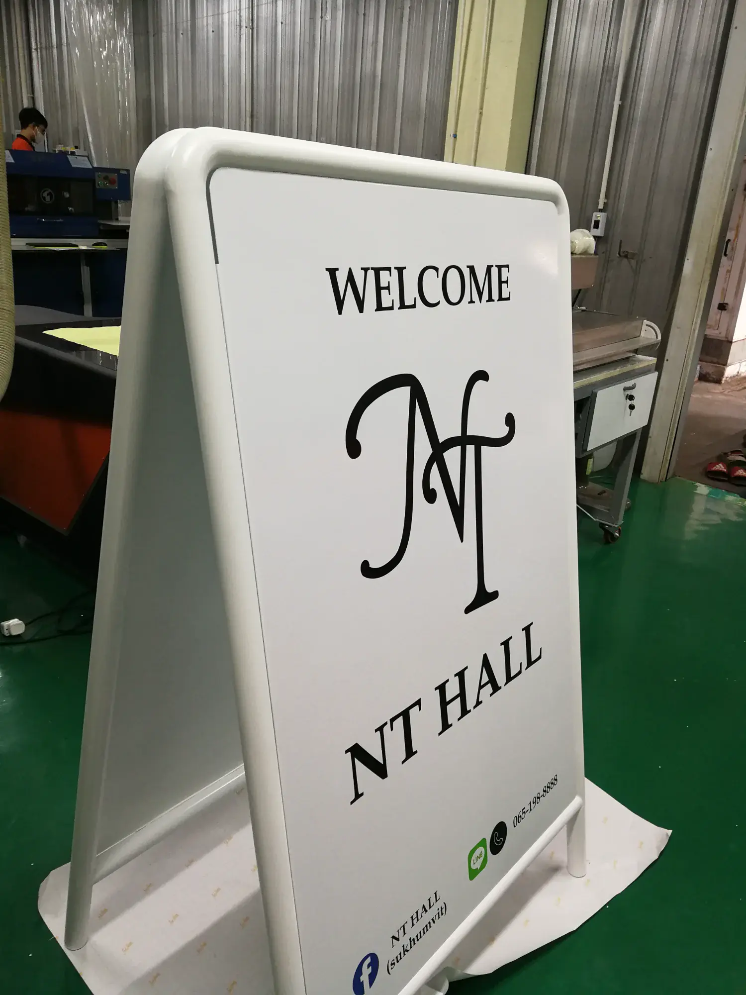 ป้ายร้านกาแฟ หรือ ร้านขนม (Cafe Sign)