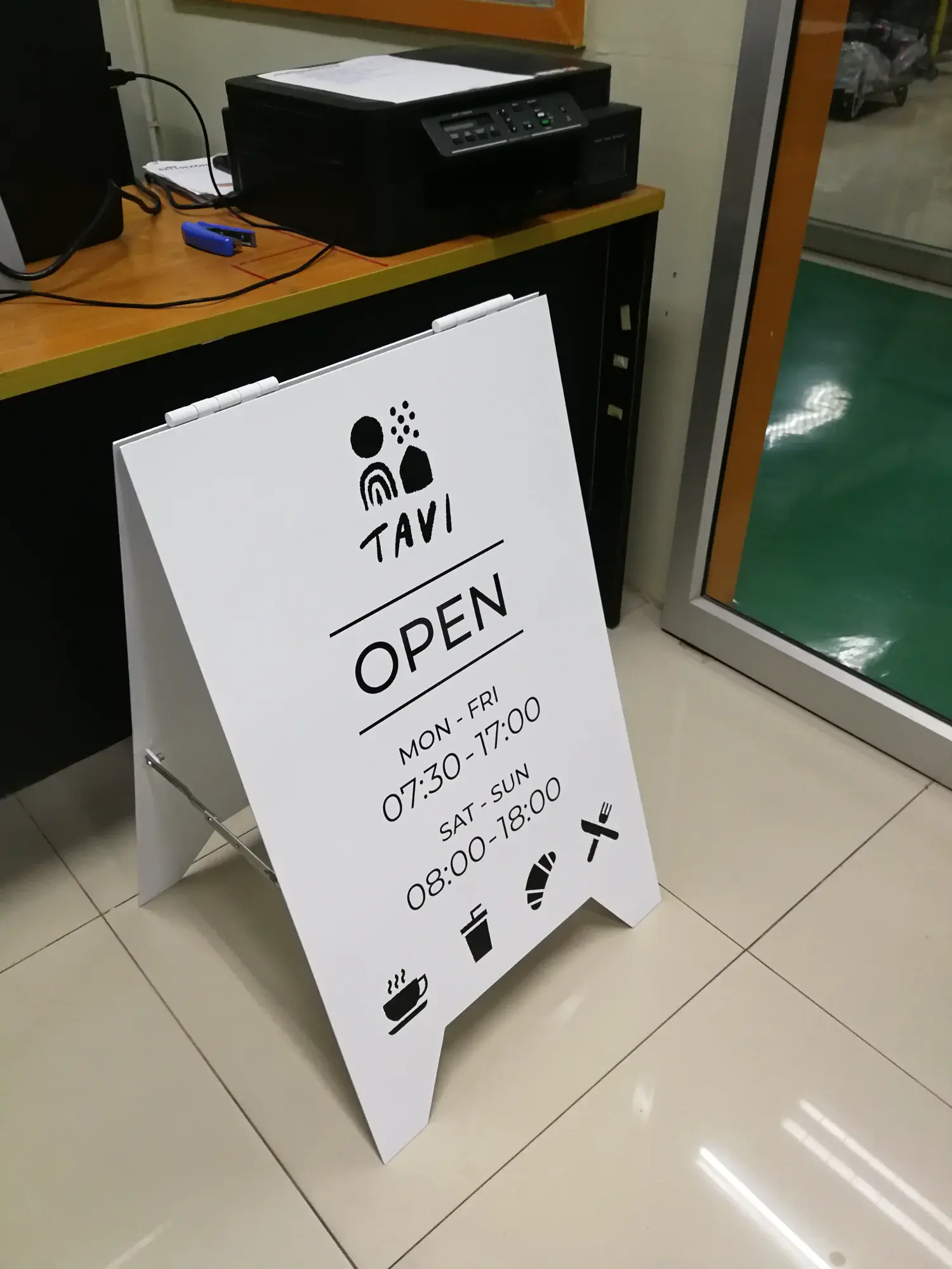 ป้ายร้านกาแฟ หรือ ร้านขนม (Cafe Sign)