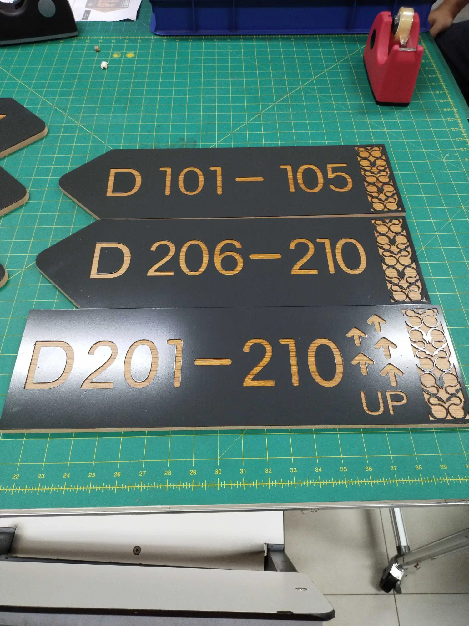 ป้ายโรงแรม (Hotel Sign)