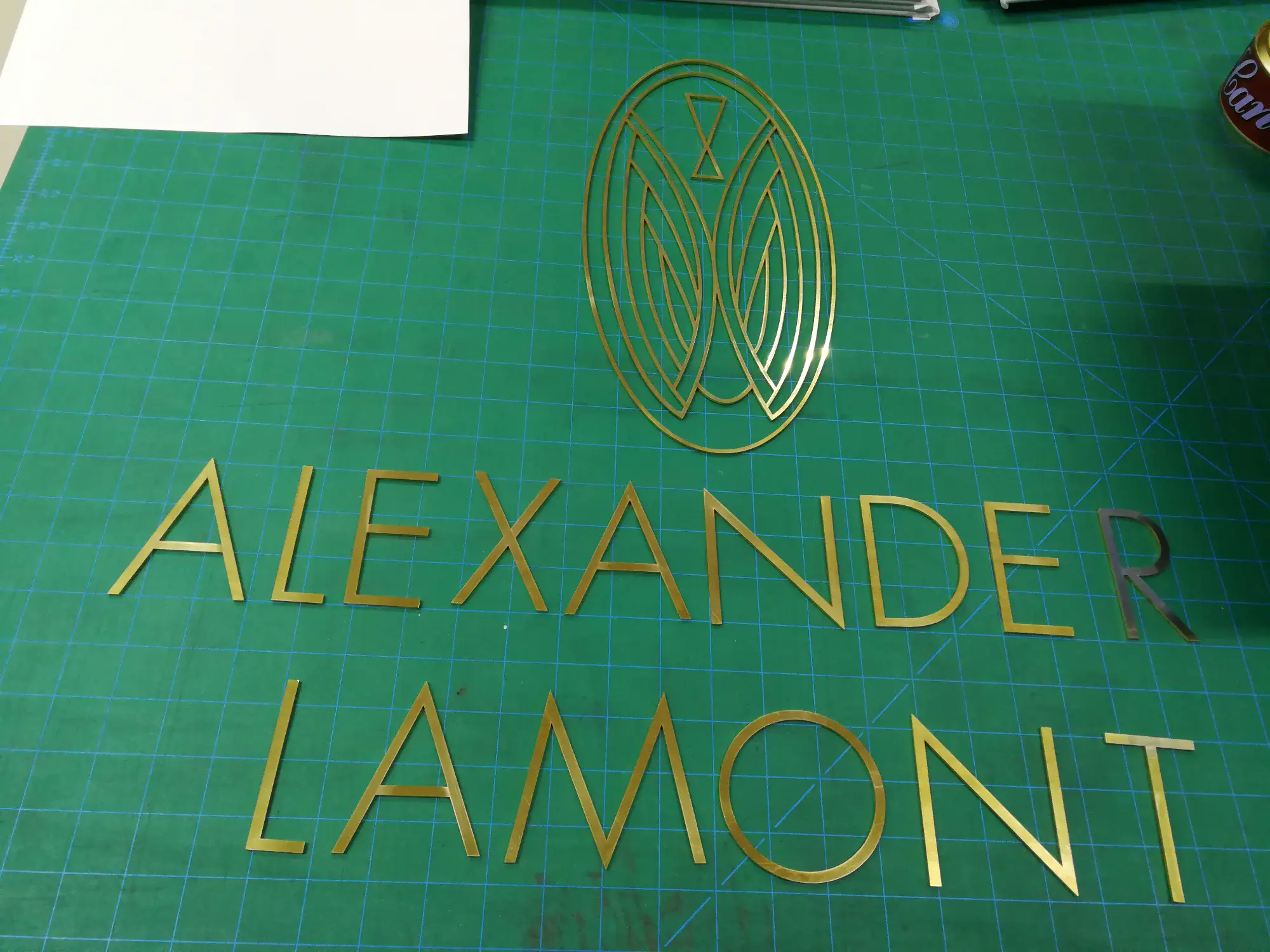 ป้ายฉลุ (Cut-Out Sign)