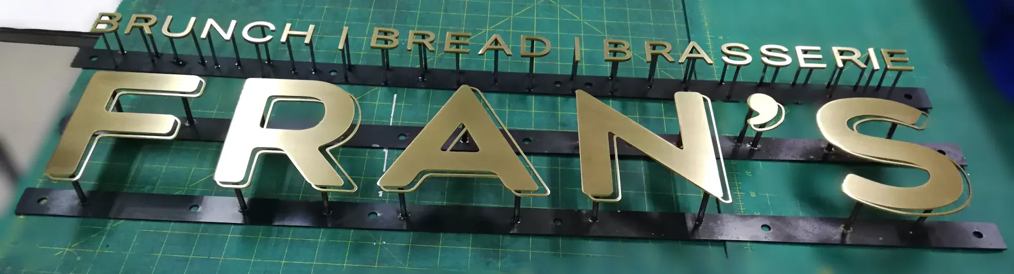 ป้ายร้านอาหาร (Restaurant Sign)