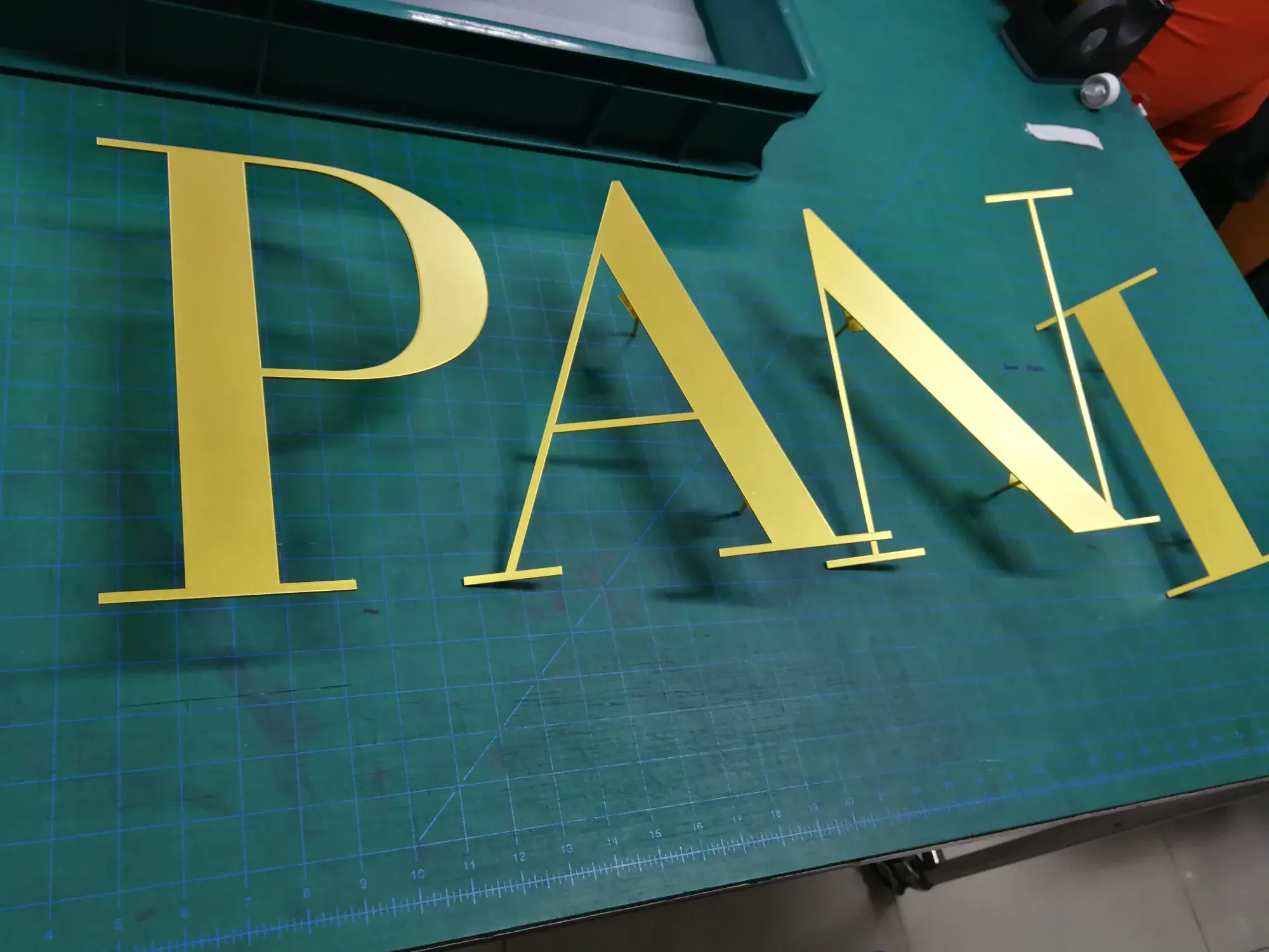 ป้ายฉลุ (Cut-Out Sign)