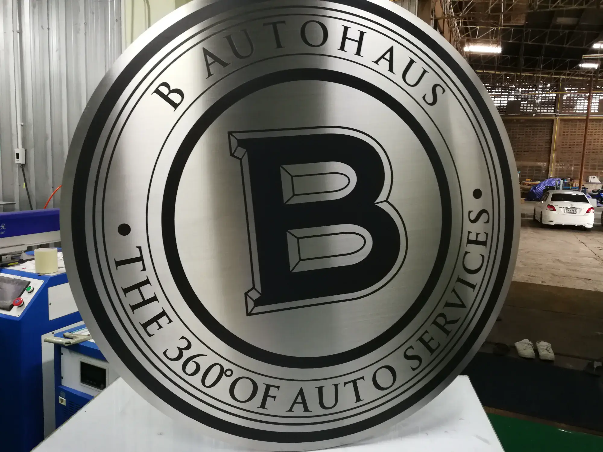 ป้ายโลโก้บริษัท (Company Logo Sign)