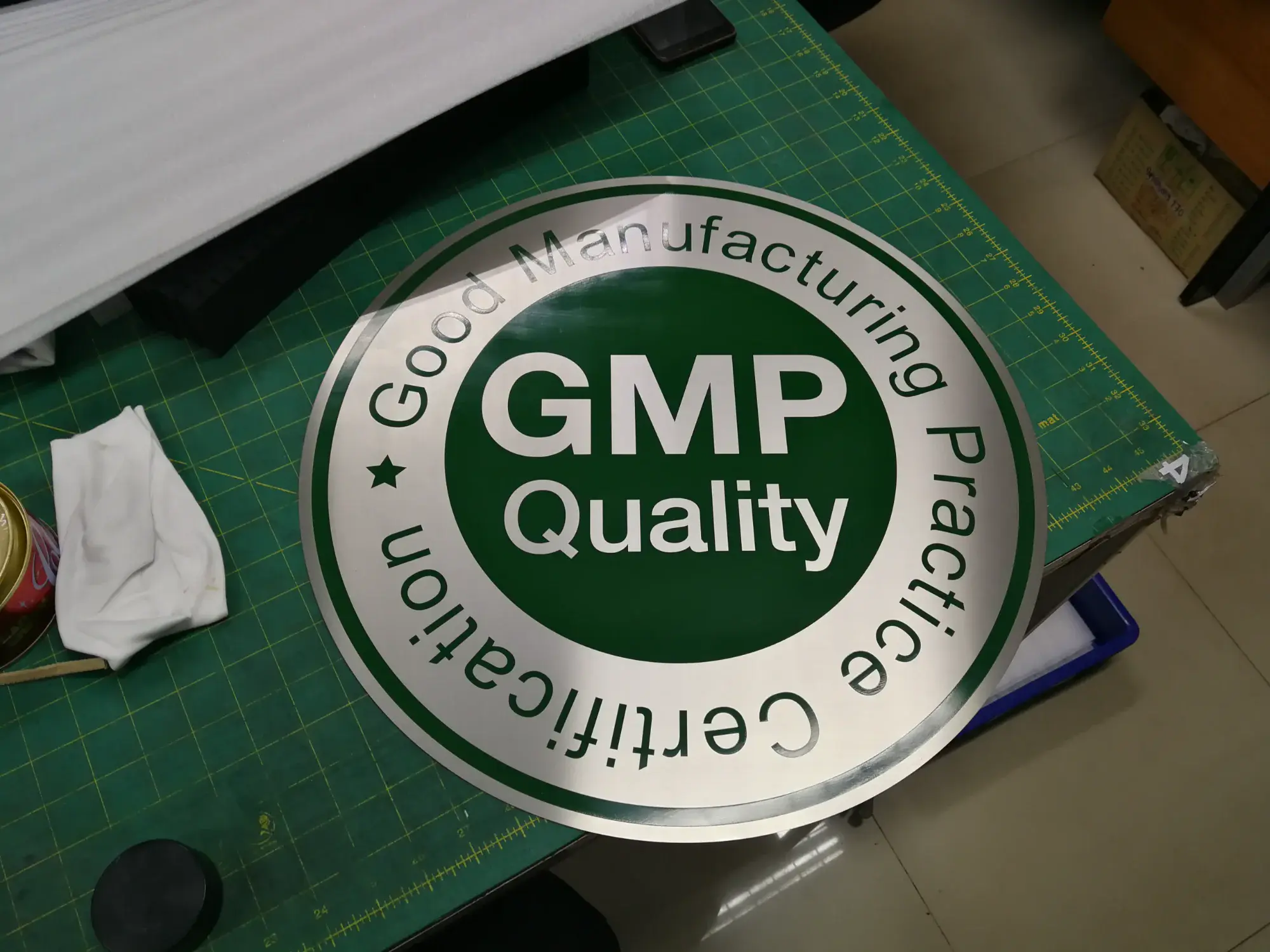 ป้ายข้อบังคับและป้ายตามกฎหมาย