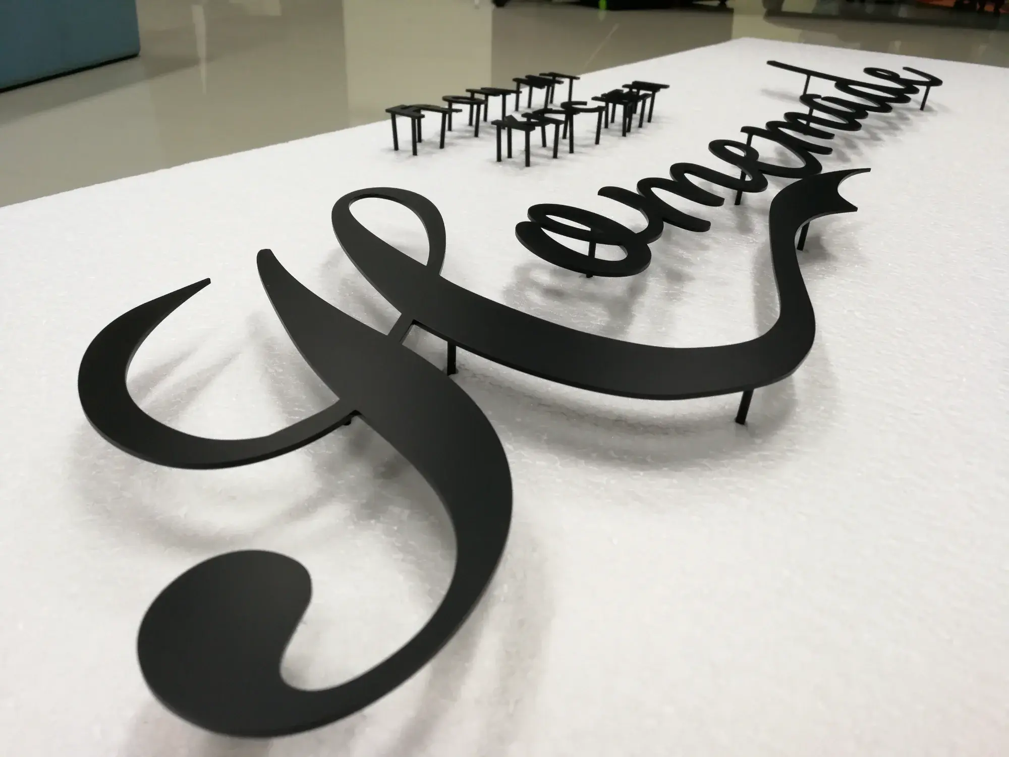 ป้ายฉลุ (Cut-Out Sign)