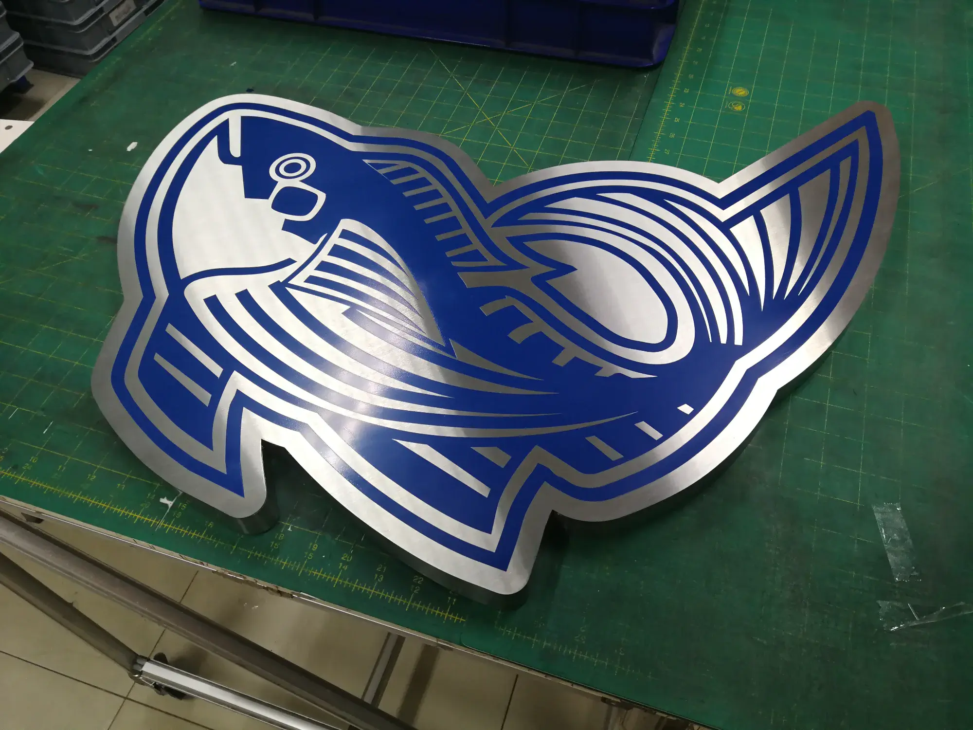 ป้ายโลโก้บริษัท (Company Logo Sign)