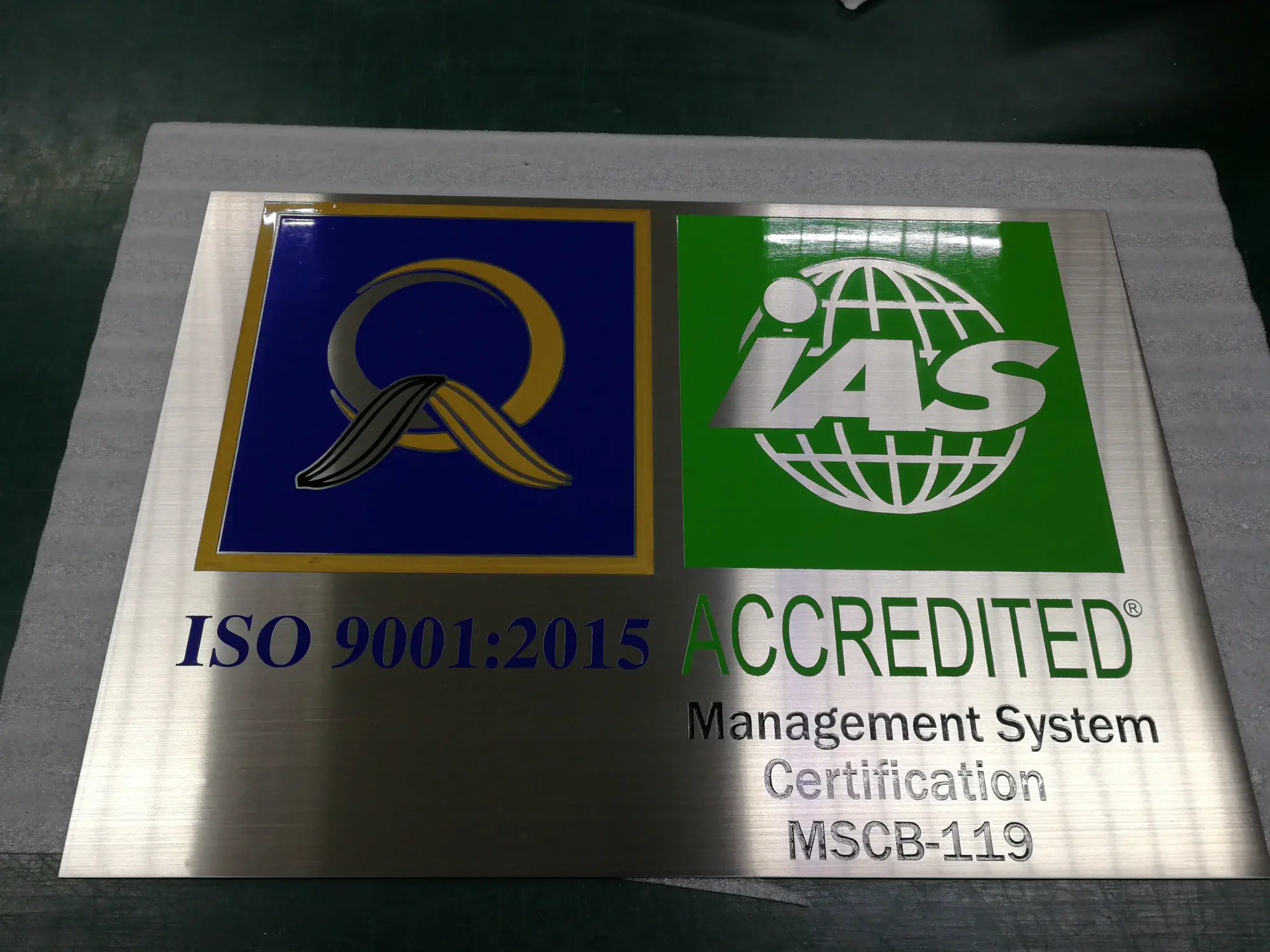 ป้ายข้อบังคับและป้ายตามกฎหมาย