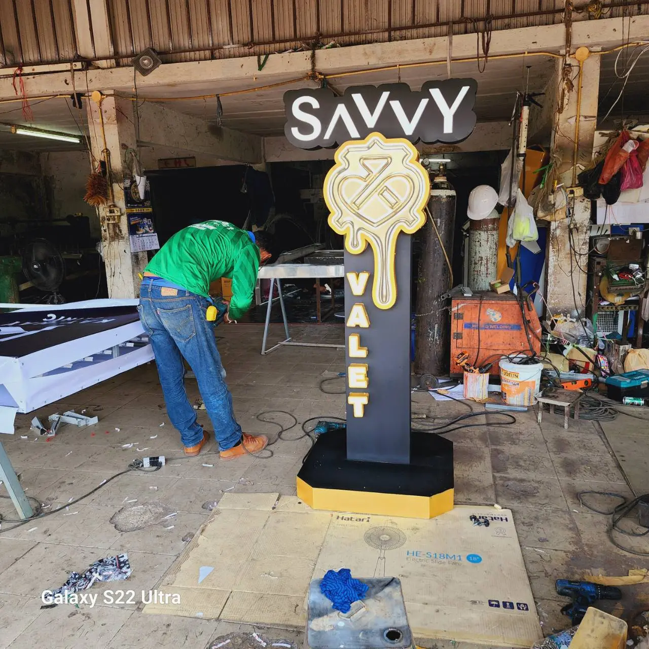 ป้ายร้านบาร์ & ผับ สถานบันเทิง