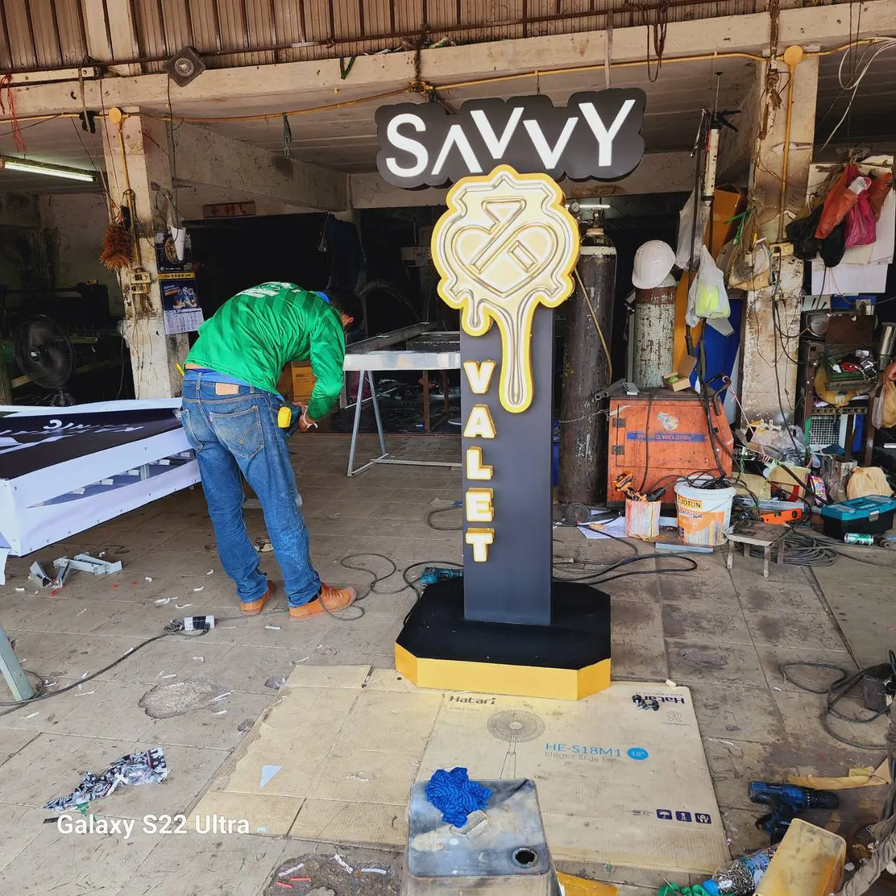 ป้ายร้านบาร์ & ผับ สถานบันเทิง