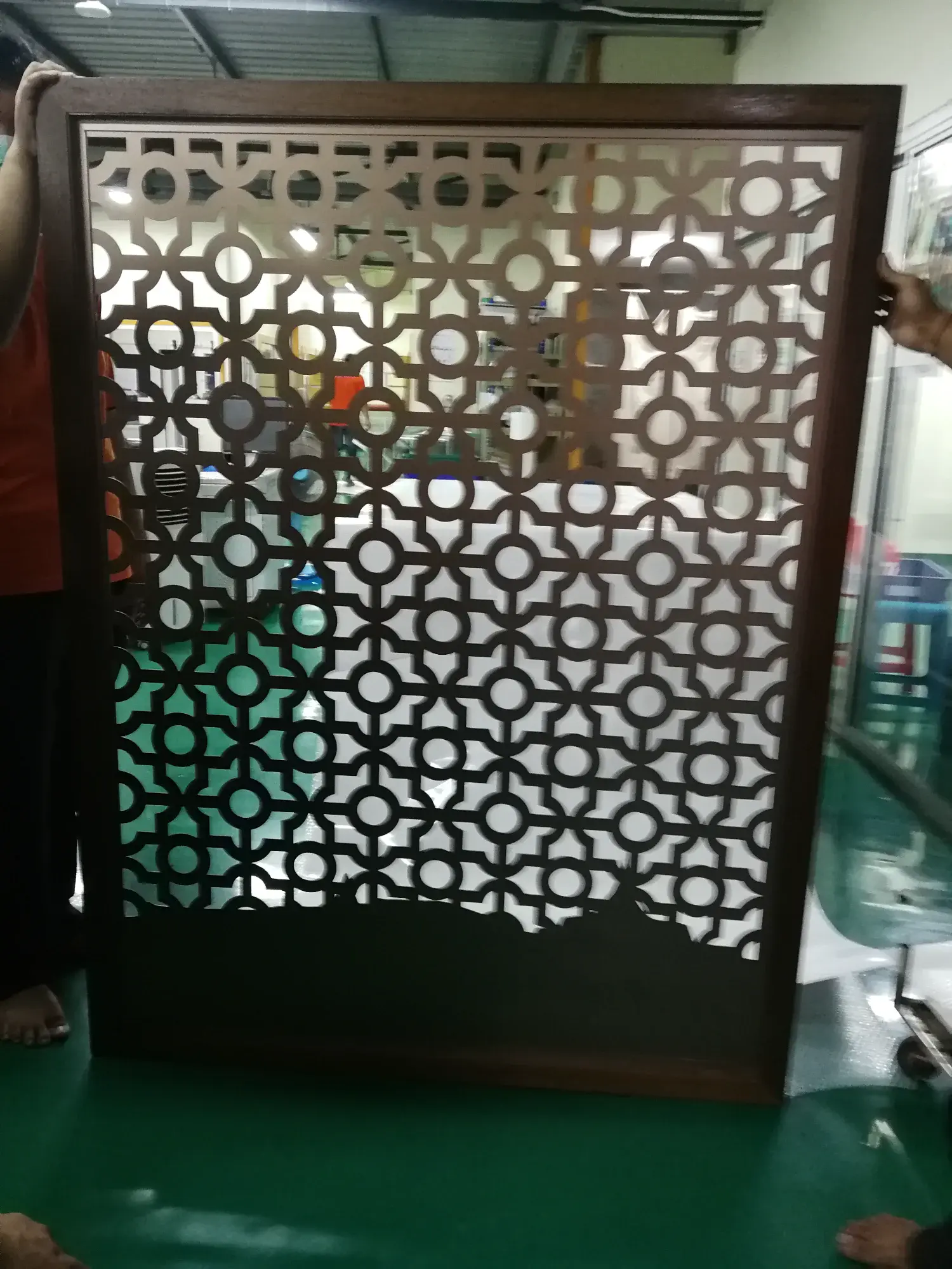 ป้ายฉลุ (Cut-Out Sign)