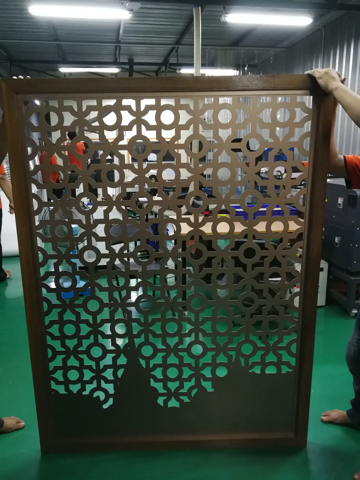 ป้ายฉลุ (Cut-Out Sign)