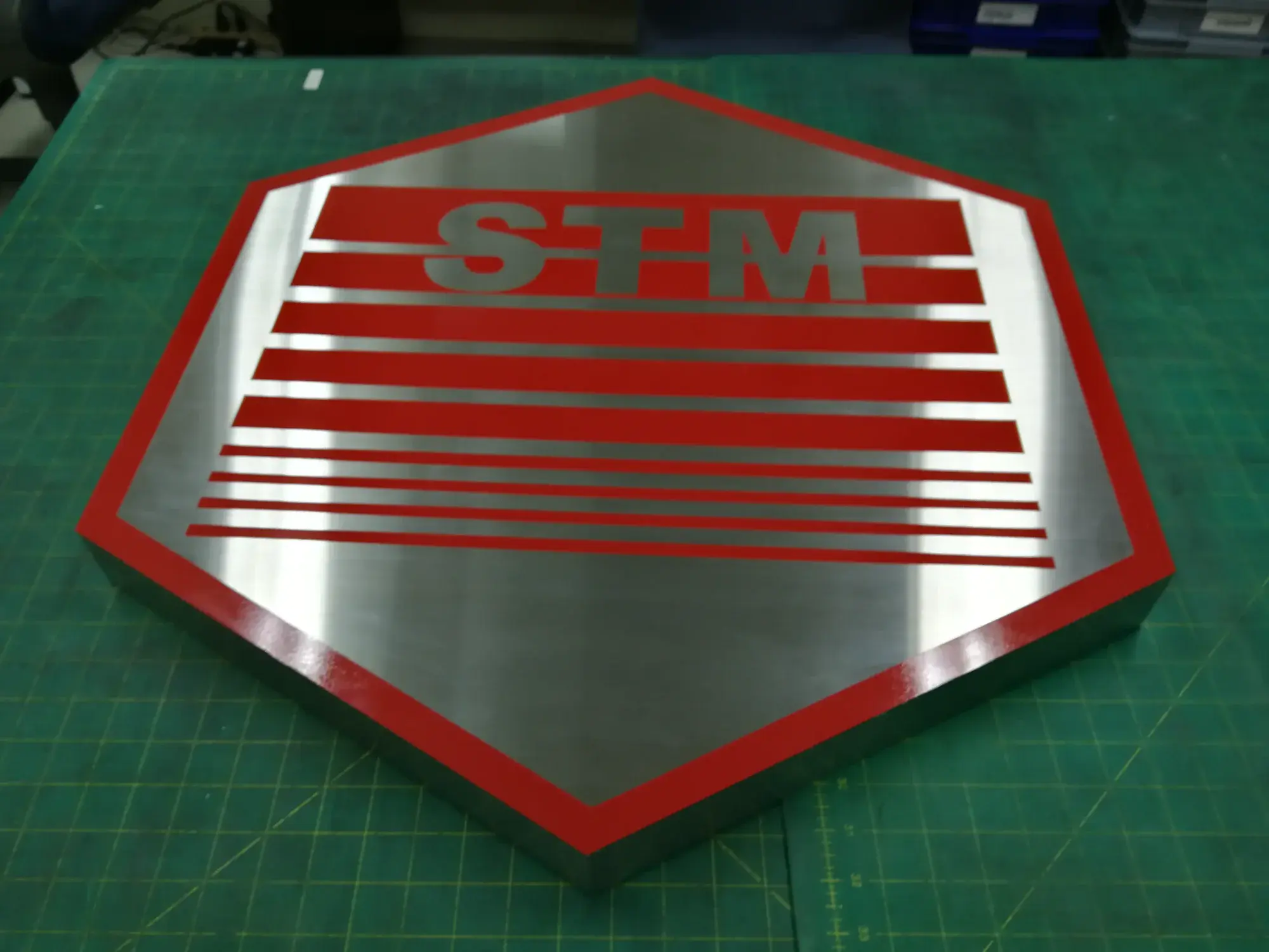 ป้ายโลโก้บริษัท (Company Logo Sign)