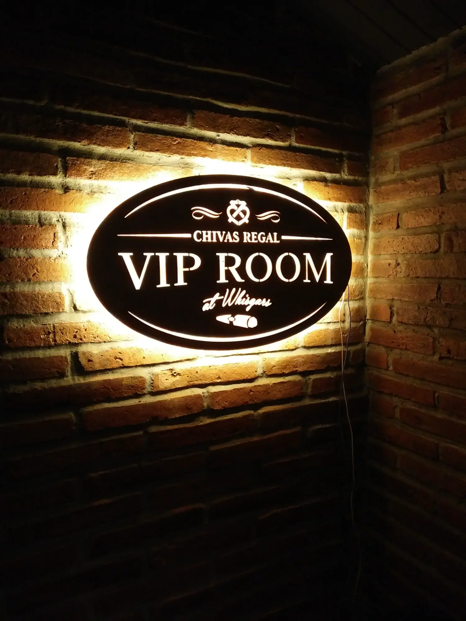 ป้ายฉลุ (Cut-Out Sign)