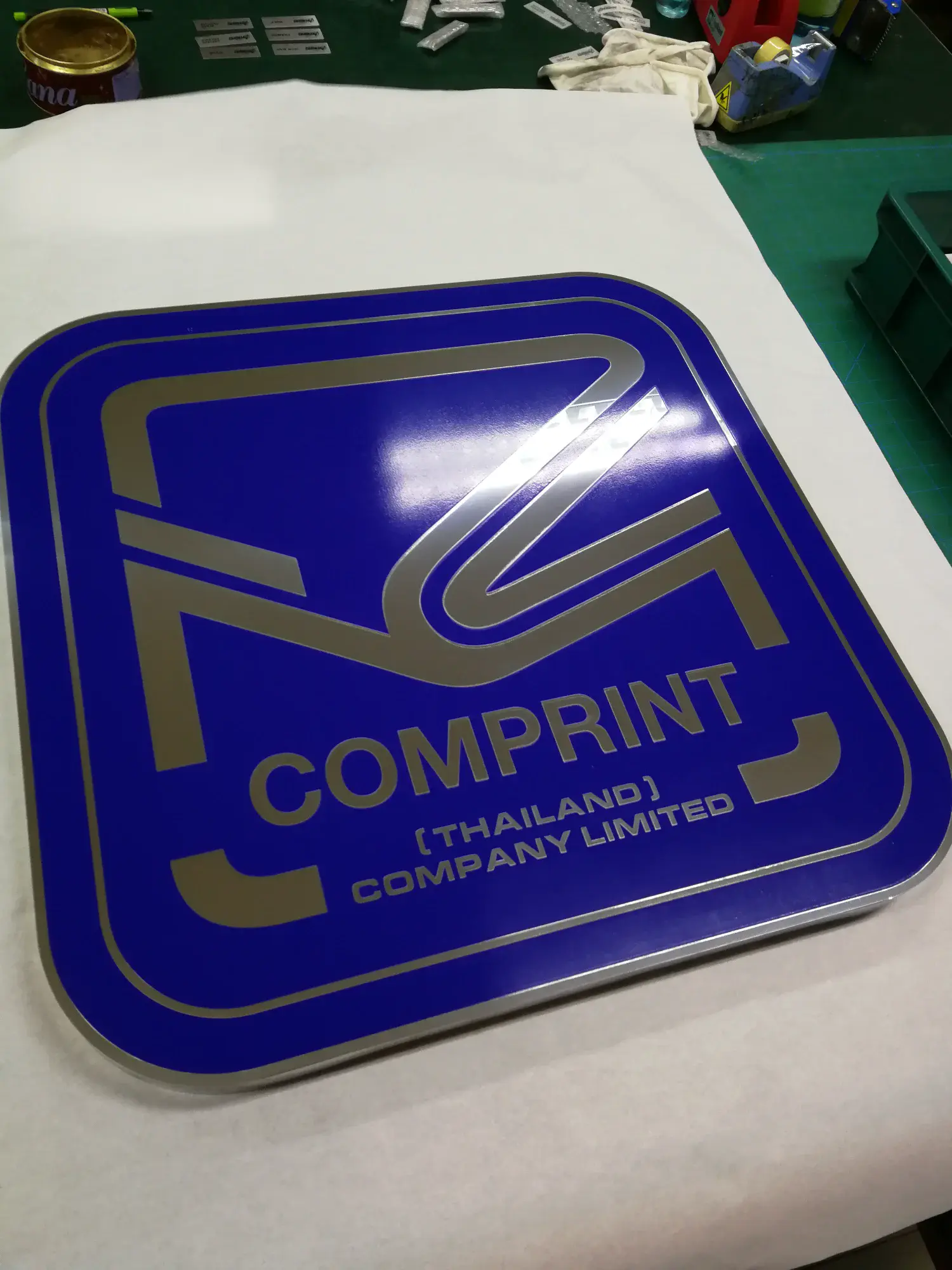 ป้ายโลโก้บริษัท (Company Logo Sign)