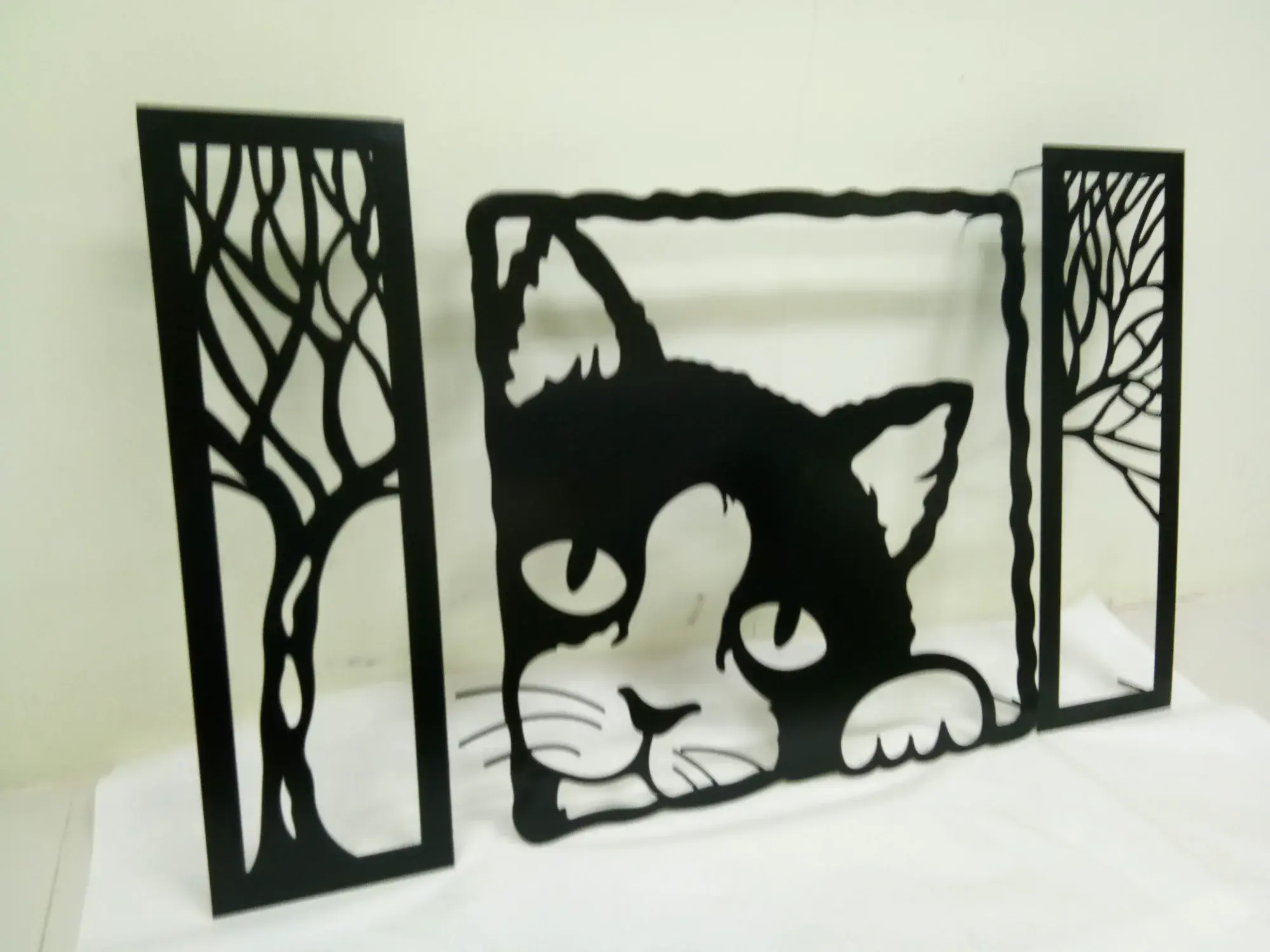 ป้ายฉลุ (Cut-Out Sign)