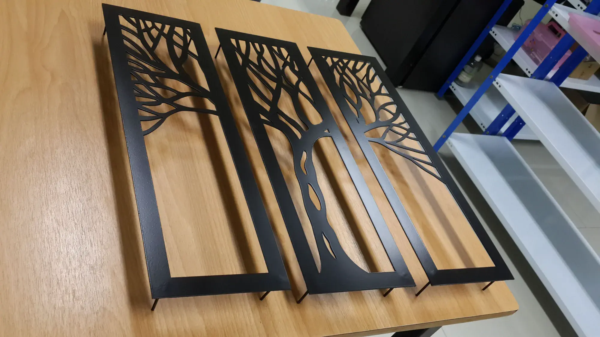 ป้ายฉลุ (Cut-Out Sign)