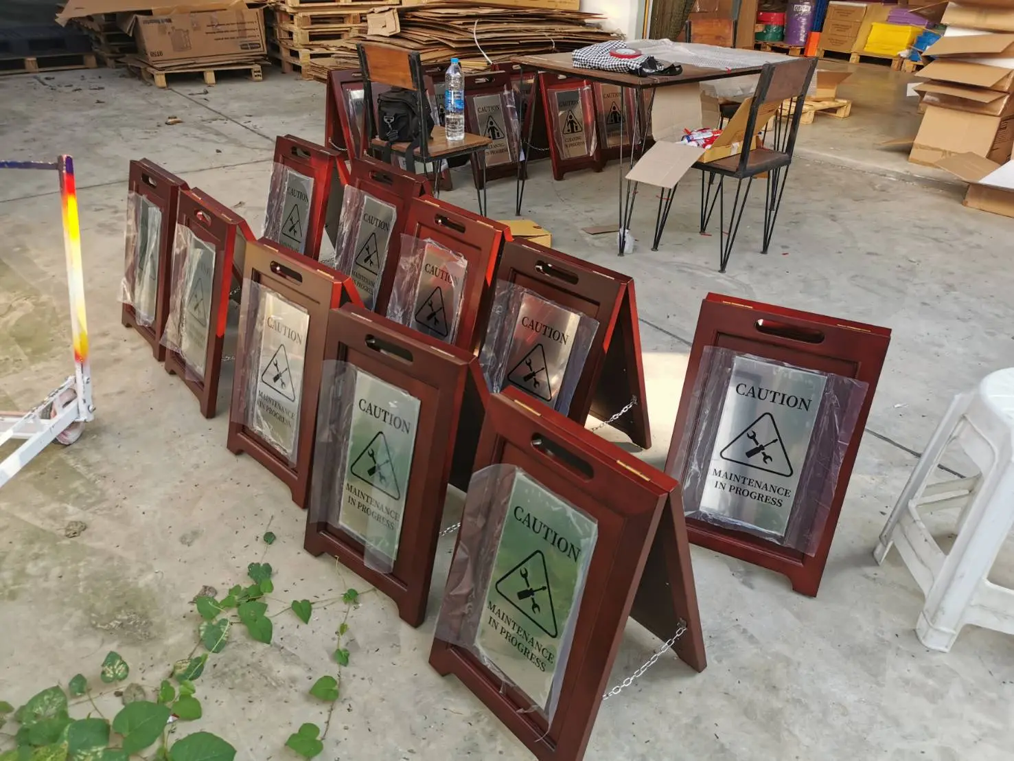 ป้ายโรงแรม (Hotel Sign)